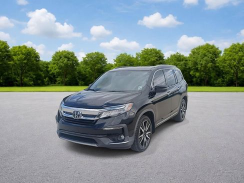 Used 2019 Honda Pilot Touring image 3