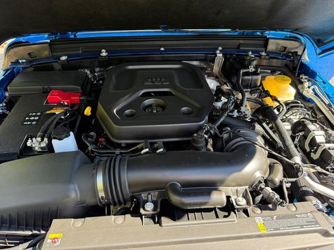 New 2025 Jeep Wrangler Unlimited Sport image 10