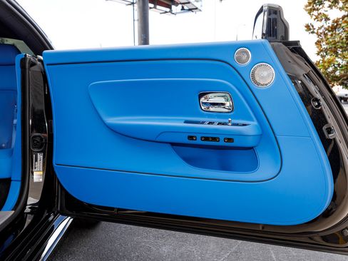 Certified 2025 Rolls-Royce Spectre w/ Spectre Enhancement Package image 28