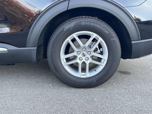 New 2025 Ford Explorer Active w/ Active Comfort Package image 28