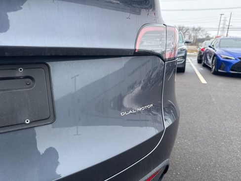 Used 2023 Tesla Model Y Long Range image 8