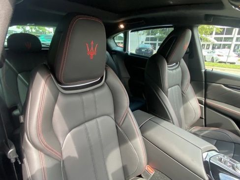 New 2024 Maserati Levante GT Ultima image 39
