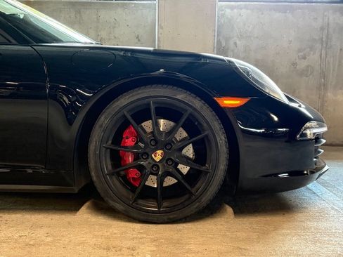 Used 2016 Porsche 911 Targa 4S AWD/4WD image 12