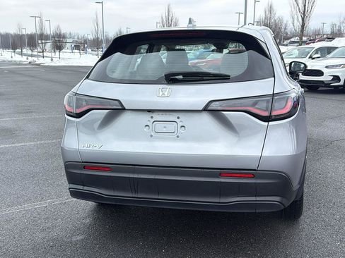 Used 2023 Honda HR-V LX image 8