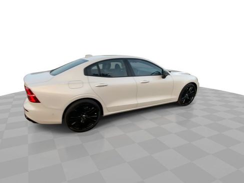 Used 2023 Volvo S60 B5 Plus w/ Climate Package AWD/4WD image 2