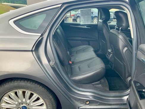 Used 2013 Ford Fusion Energi Titanium w/ Driver Assist Pkg FWD image 28