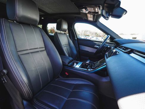 Used 2023 Land Rover Range Rover Velar R-Dynamic S image 39