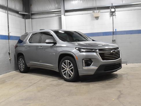 Used 2023 Chevrolet Traverse High Country w/ LPO, Floor Liner Package image 38