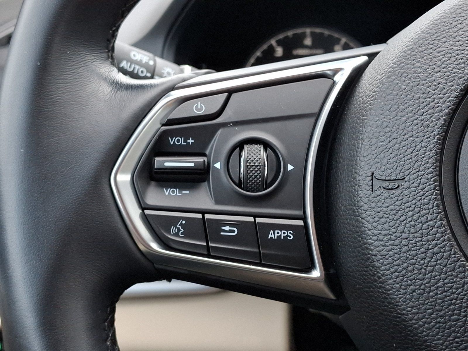 Used 2021 Acura RDX w/ Technology Package AWD/4WD image 25