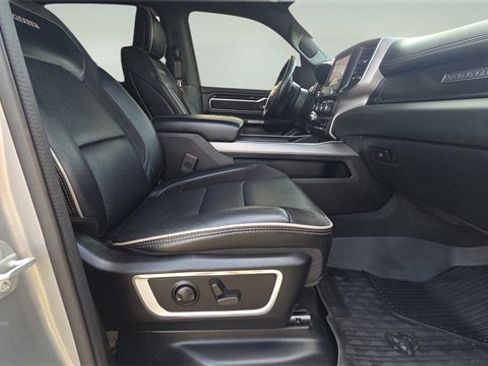 Used 2022 RAM 1500 Laramie w/ Sport Appearance Package image 13