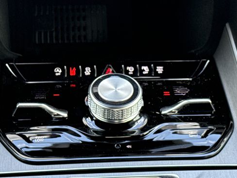 New 2026 Jeep Grand Wagoneer 4WD image 28