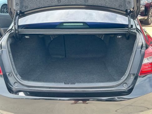 Used 2017 Honda Accord Sport image 14