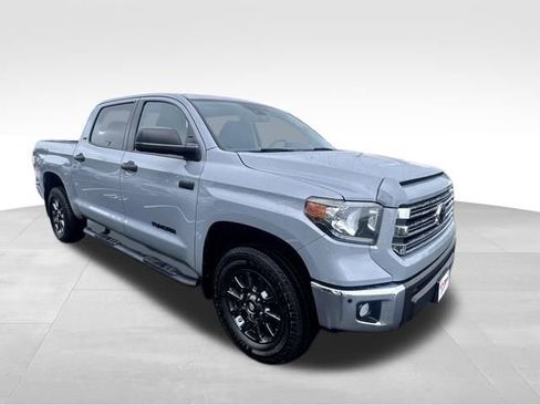Used 2021 Toyota Tundra SR5 w/ Trail Edition AWD/4WD image 11