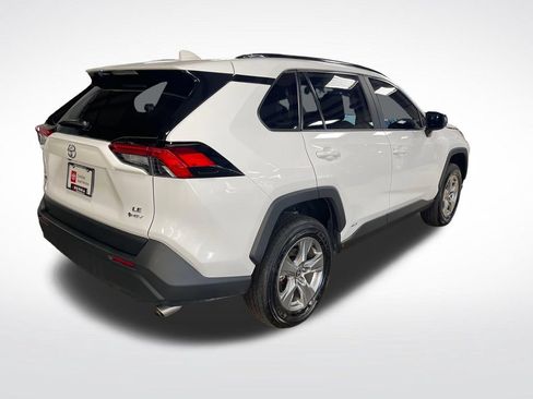 Certified 2025 Toyota RAV4 LE AWD/4WD image 5