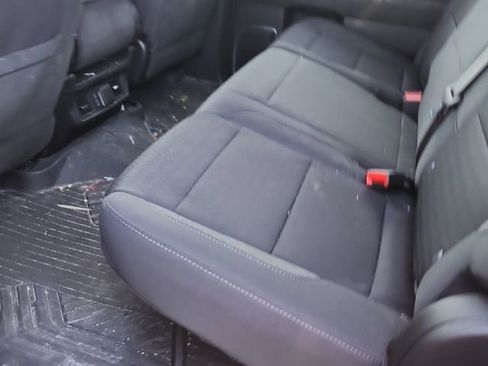 Used 2024 Chevrolet Silverado 1500 LT AWD/4WD image 9