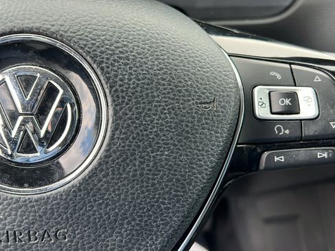 Used 2018 Volkswagen Tiguan S FWD image 20