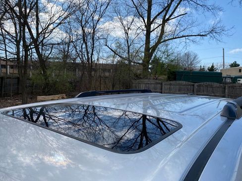 Used 2012 Honda Pilot Touring image 9