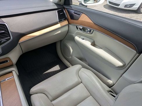 Used 2019 Volvo XC90 T6 Inscription w/ Advanced Package AWD/4WD image 18
