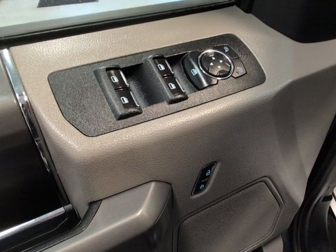 Used 2020 Ford F150 XLT w/ Equipment Group 302A Luxury image 17