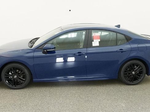 New 2026 Toyota Camry SE image 22