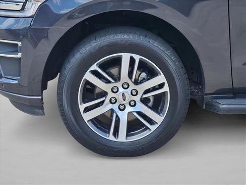 Used 2024 Ford Expedition Max Limited RWD image 25