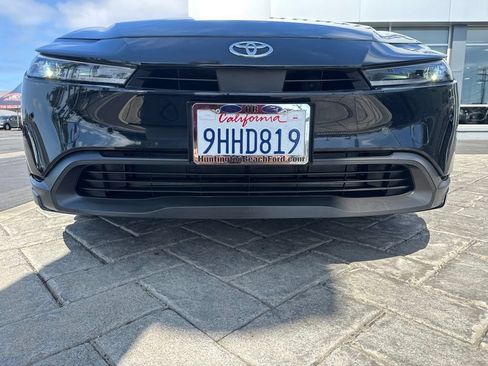 Used 2023 Toyota Prius LE FWD image 21
