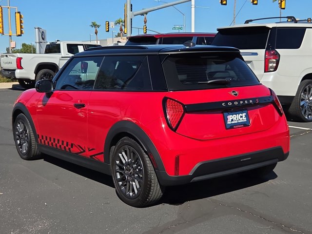 Used 2025 MINI Cooper S FWD image 8