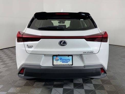 Used 2021 Lexus UX 250h w/ Premium Package image 10