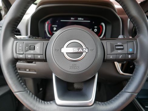 Certified 2023 Nissan Rogue Platinum w/ Platinum Premium Package AWD/4WD image 25