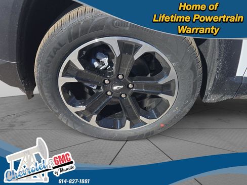 New 2026 Chevrolet Equinox LT w/ Convenience Package II AWD/4WD image 18