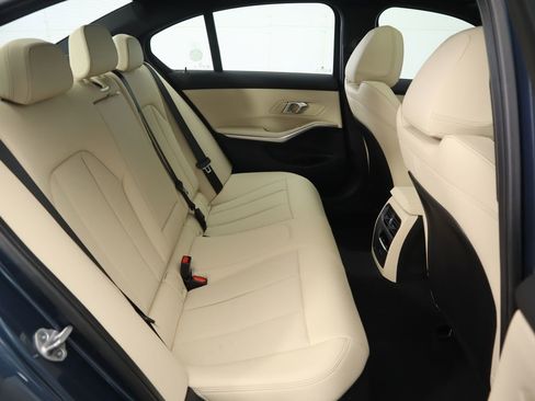 New 2026 BMW 330i Sedan w/ M Sport Package image 23