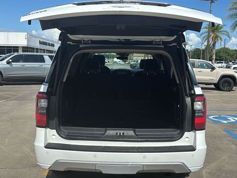 Used 2021 Ford Expedition Max Platinum AWD/4WD image 19