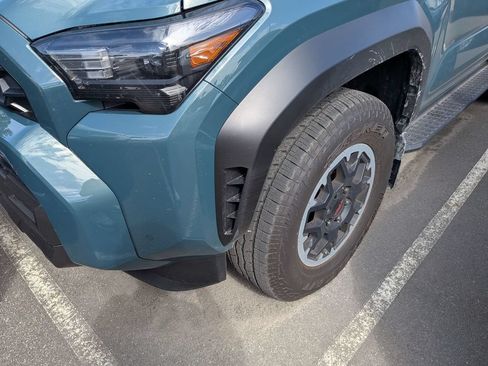 Used 2025 Toyota 4Runner TRD Off-Road Premium AWD/4WD image 2