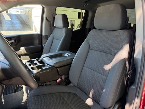Used 2021 Chevrolet Silverado 1500 Custom Trail Boss AWD/4WD image 11