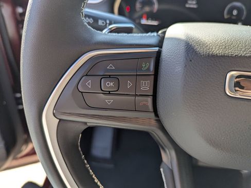New 2025 Jeep Grand Cherokee Altitude AWD/4WD image 22