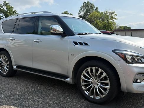 Used 2016 INFINITI QX80 4WD w/ Deluxe Technology Package image 14
