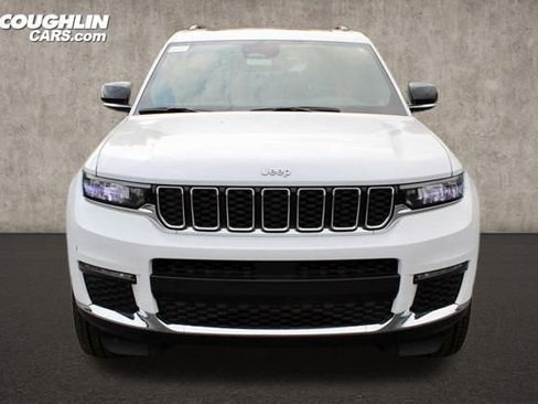 New 2024 Jeep Grand Cherokee L Limited w/ Trailer Tow Package AWD/4WD image 6