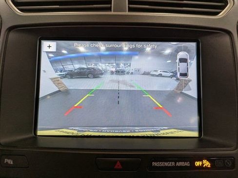 Used 2018 Ford Explorer XLT w/ Equipment Group 202A image 16