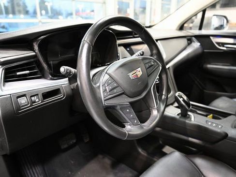Used 2019 Cadillac XT5 Premium Luxury image 21