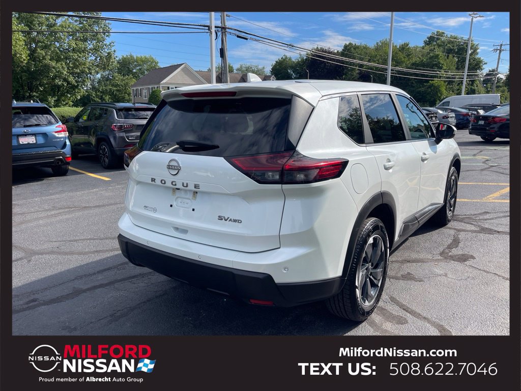 Certified 2024 Nissan Rogue SV AWD/4WD image 5