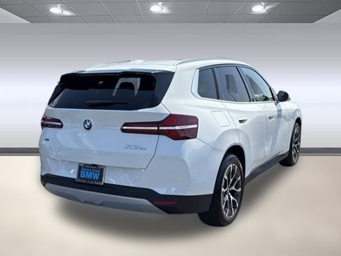 Used 2025 BMW X3 xDrive30i w/ Convenience Package image 9