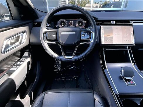Used 2026 Land Rover Range Rover Velar Dynamic SE AWD/4WD image 5