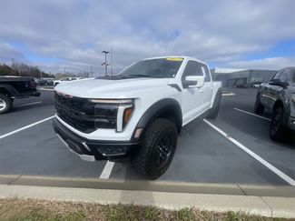 Used 2024 Ford F150 Raptor video 4