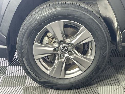 Used 2024 Toyota RAV4 LE image 9