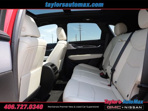 Used 2023 Cadillac XT5 Sportv w/ Technology Package AWD/4WD image 6