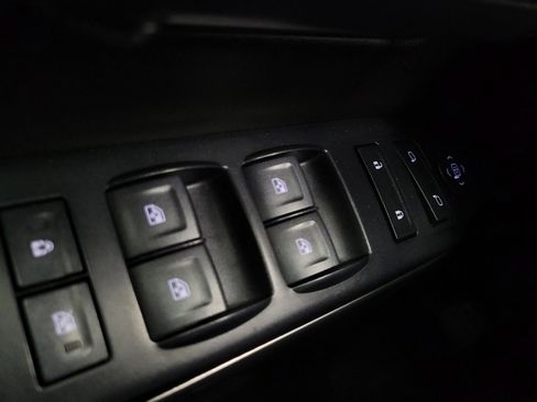 Used 2017 Chevrolet Silverado 1500 LT w/ All Star Edition RWD image 27