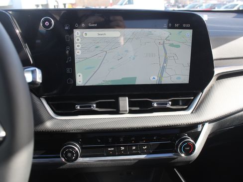 New 2026 Chevrolet Equinox LT image 13