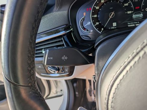 Used 2018 BMW 540i RWD image 30