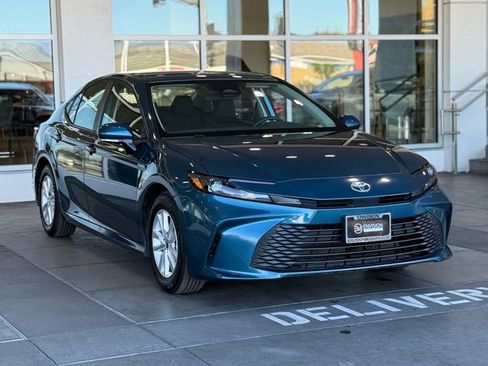 Certified 2025 Toyota Camry LE image 7