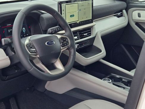 New 2026 Ford Explorer Active w/ Active Comfort Package image 27